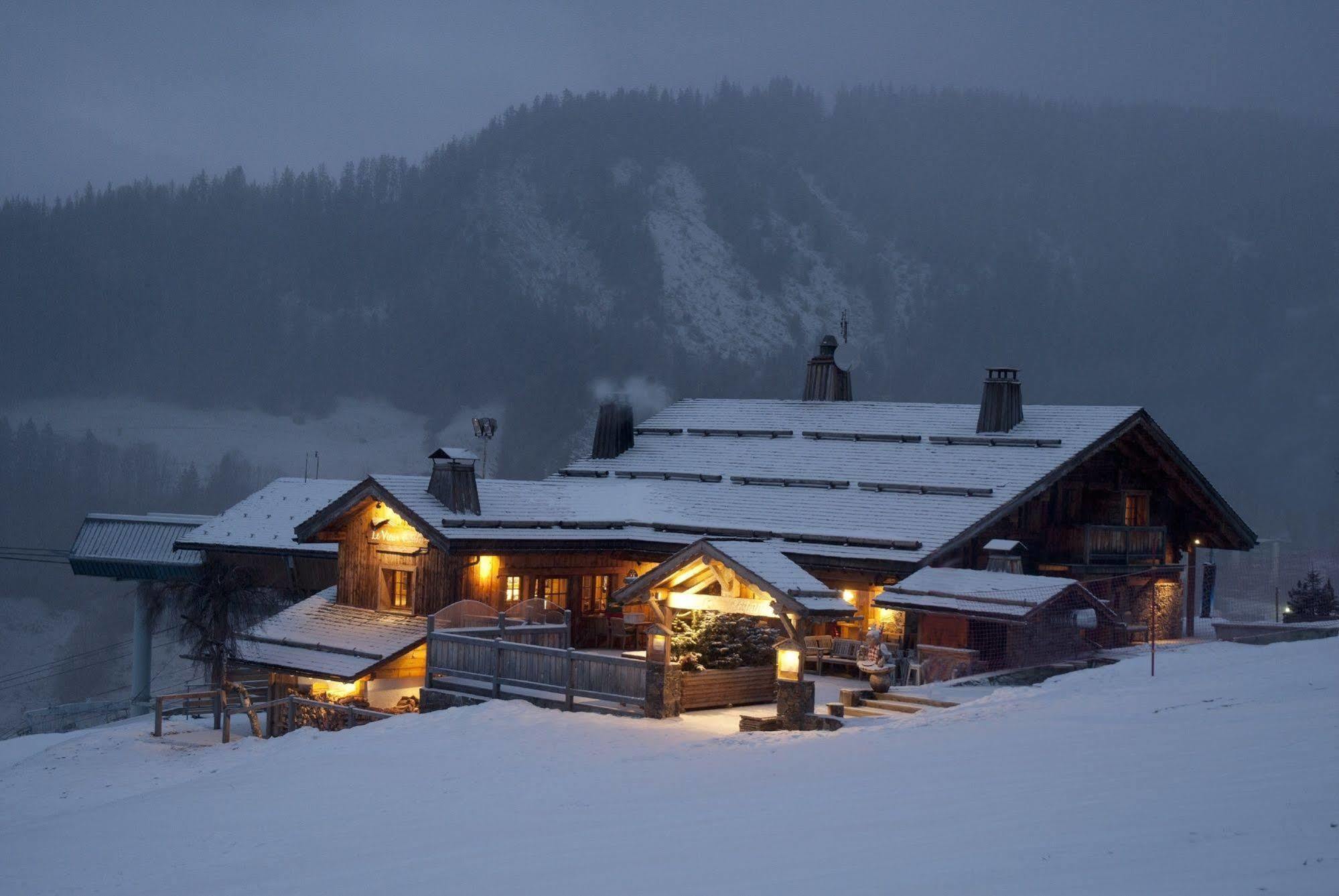 Le Vieux Chalet La Clusaz Buitenkant foto